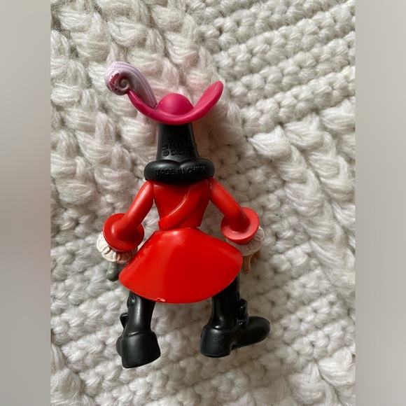 Fisher-Price Disney's Jake and The Never Land Pirates - Hook's Battle Boat - Picture 4 of 8